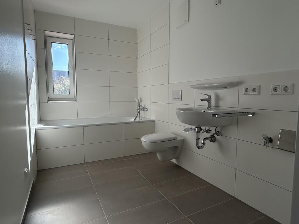 Lebensqualität im neuen Wohnquartier "Grünheide" - Stadtnah wohnen und im Grünen leben! - Photo 2