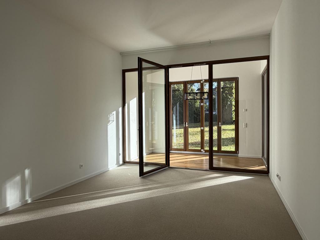 Komfortable 2-ZKB Erdgeschosswohnung mit Wintergarten in Bielefeld-Mitte - Photo 1