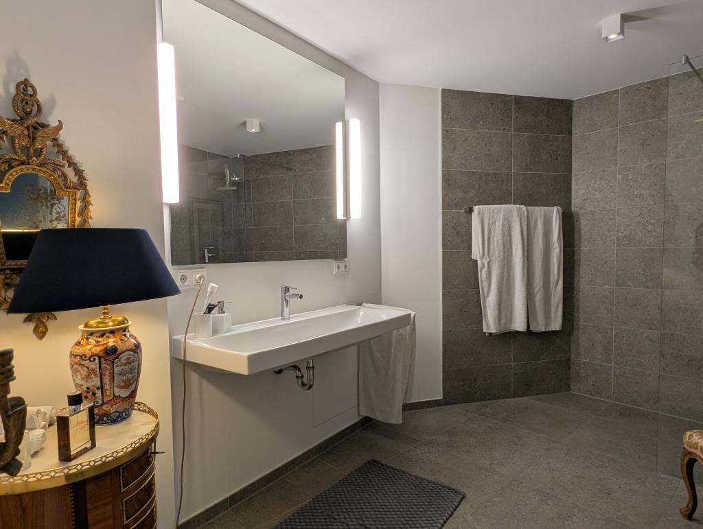 Badezimmer 1