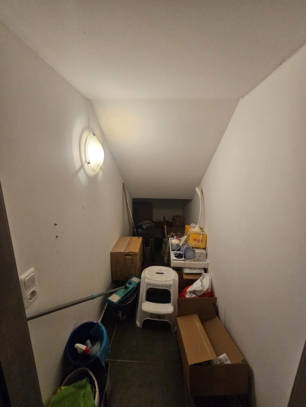 b0dfda40-375a-404e-8ff6-ea4620e38e13.jpg