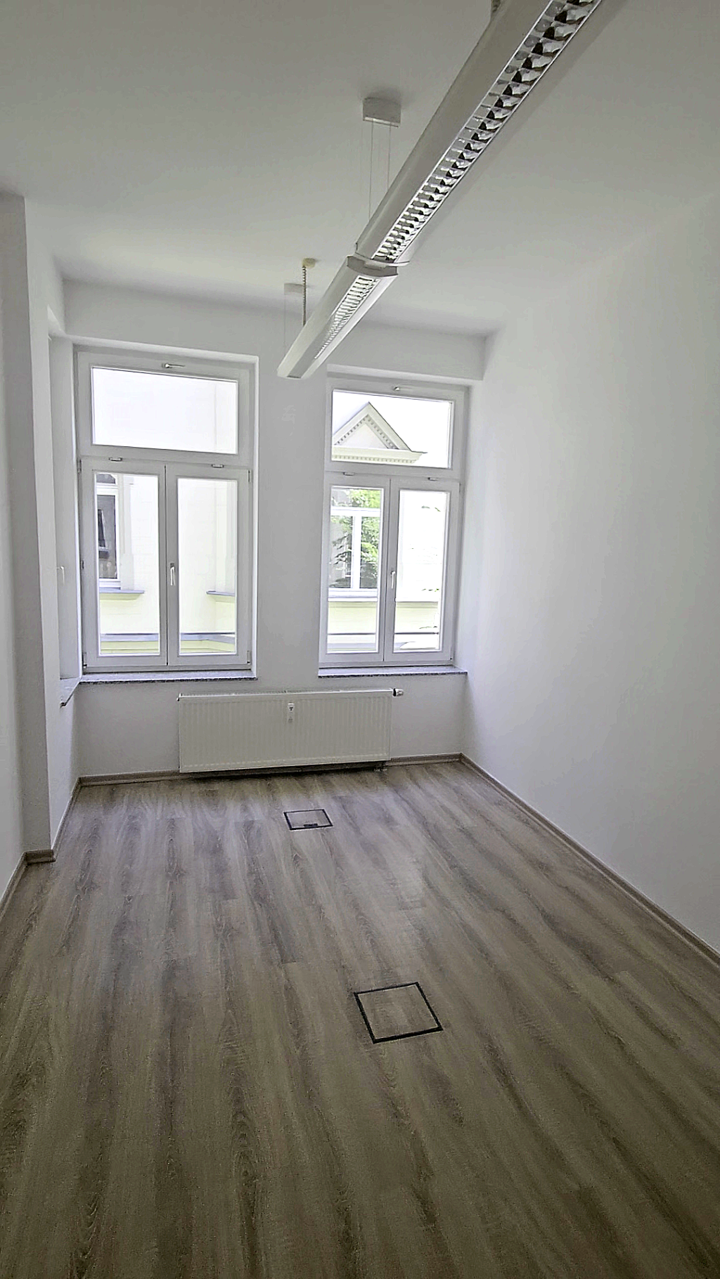 Büro 4