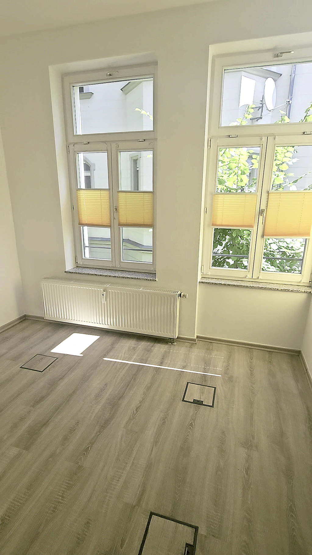 Büro 1
