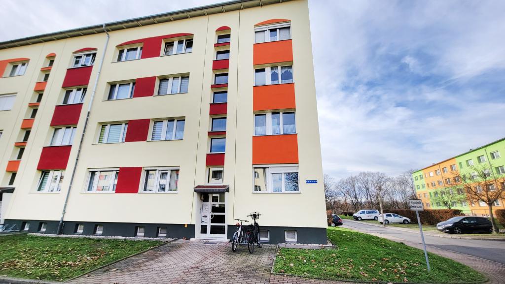 Freundliche 2-Raum Wohnung in idyllischer Wohnlage, EBK, elektr. Außenjalousien - Foto 2