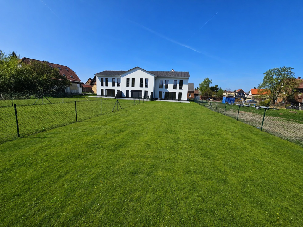 Erstbezug! Bj. 2025, Niedrigenergiehaus - Privatoase mit eigenem Garten und nah am Goitzschesee - Photo 5