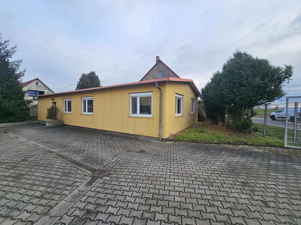 Wohn-/Bürogebäude