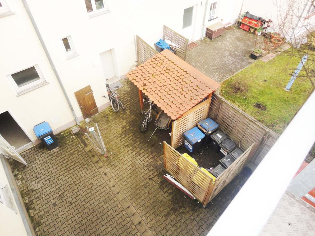 Helle 3-R-Wohnung mit offener Wohnküche, 2 sep. AR, Tageslichtbad mit Wanne u. Dusche - Photo 2