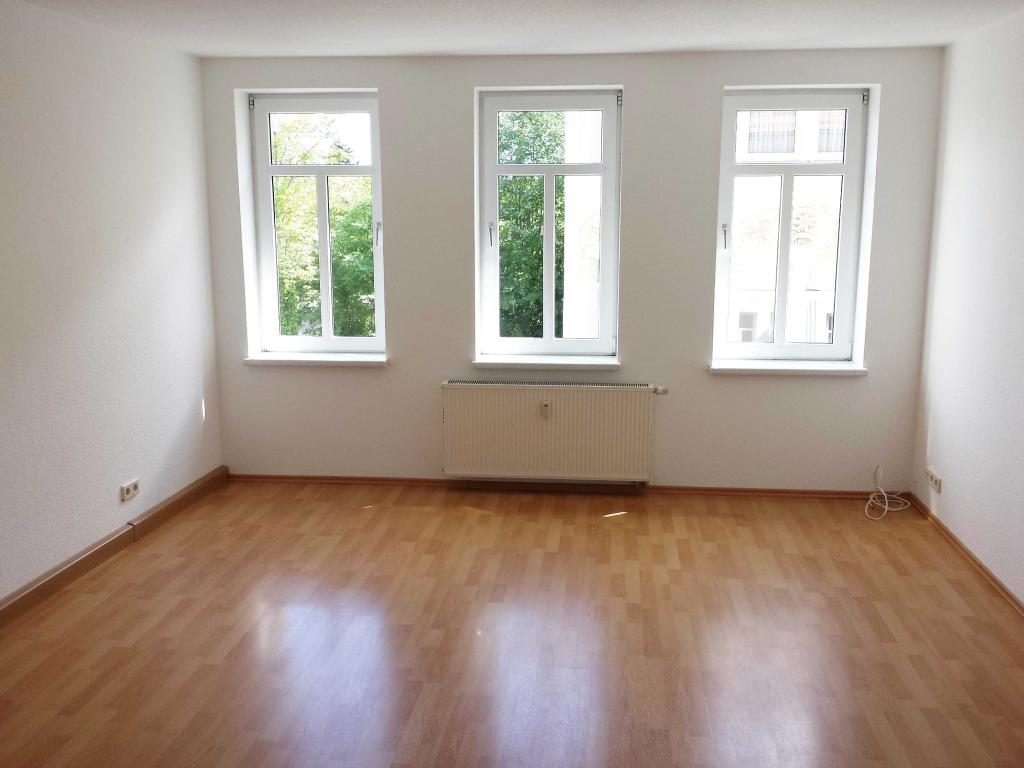 Helle 3-R-Wohnung mit offener Wohnküche, 2 sep. AR, Tageslichtbad mit Wanne u. Dusche - Photo 1