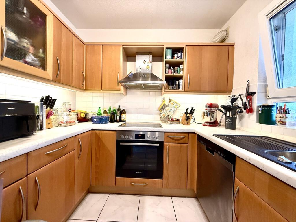 Attraktive 3-Zimmer-Wohnung mit Kamin fußläufig in die Innenstadt - Photo 4