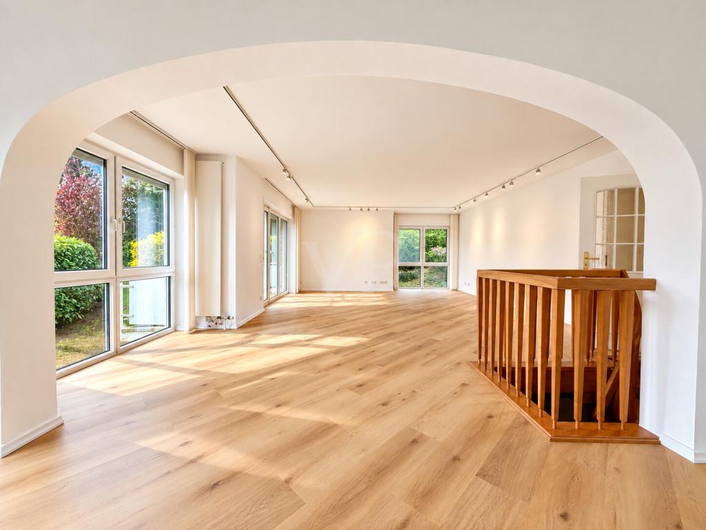 Vier-Zimmer-Wohnung am Dachberg mit zwei Balkonen - Photo 2