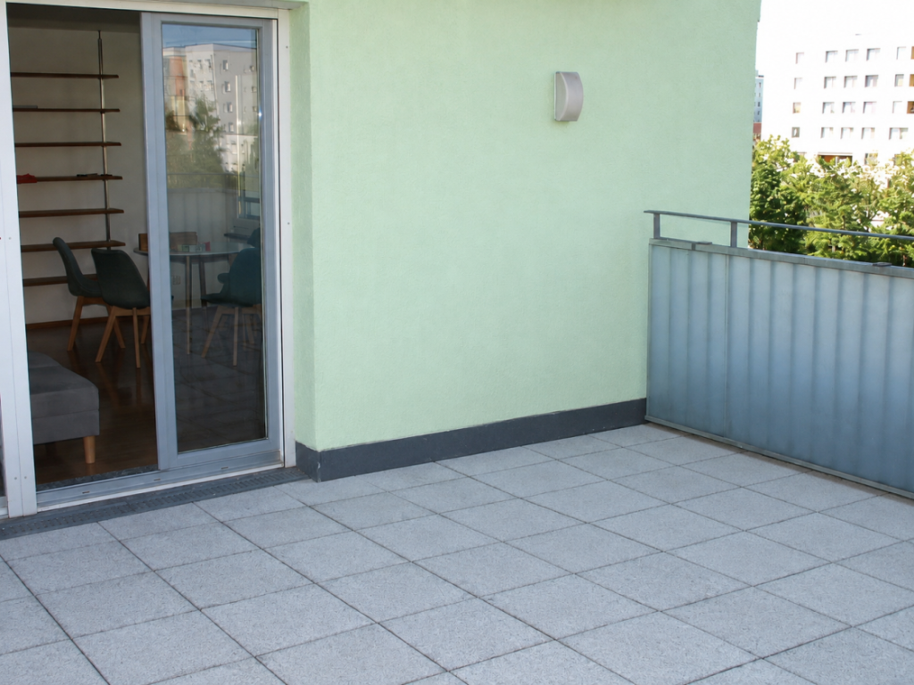 Teilmöblierte 3-Zimmer-Wohnung mit großer Dachterrasse und TG-Stellplatz - Foto 4