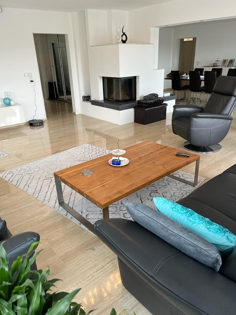Luxuriöse 5 Zimmer-EG-Wohnung, inkl. EBK, Kamin, Balkon, Terrasse - Foto 1