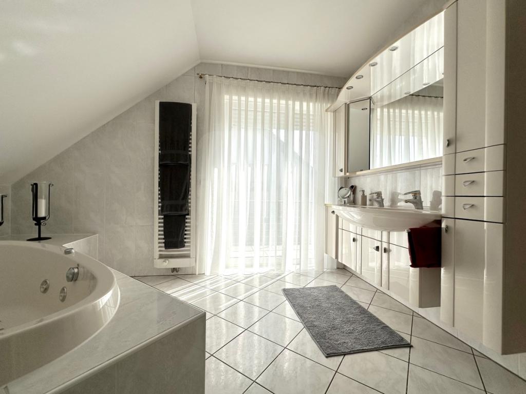 Ensuite-Badezimmer