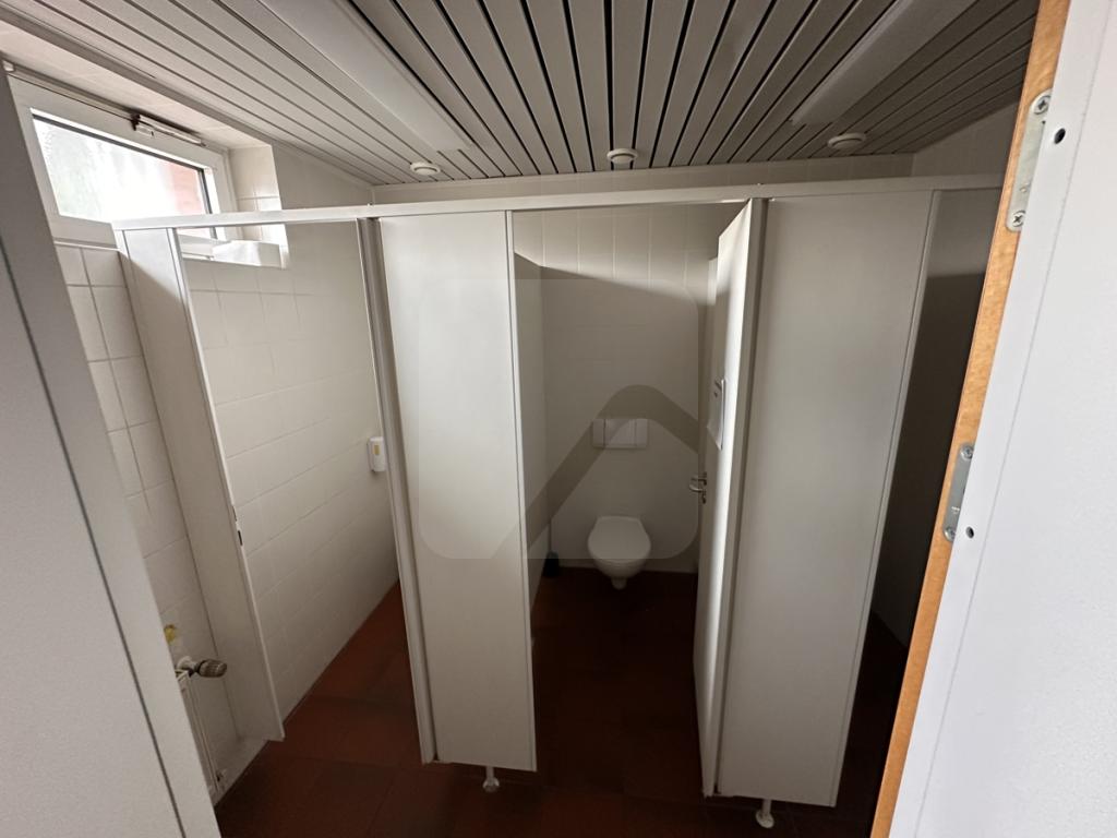 f67ebcfc-35fd-4761-9681-bda279b0e097.jpg