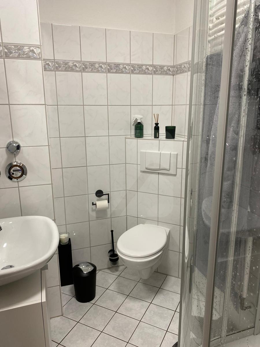 Bad mit Dusche
