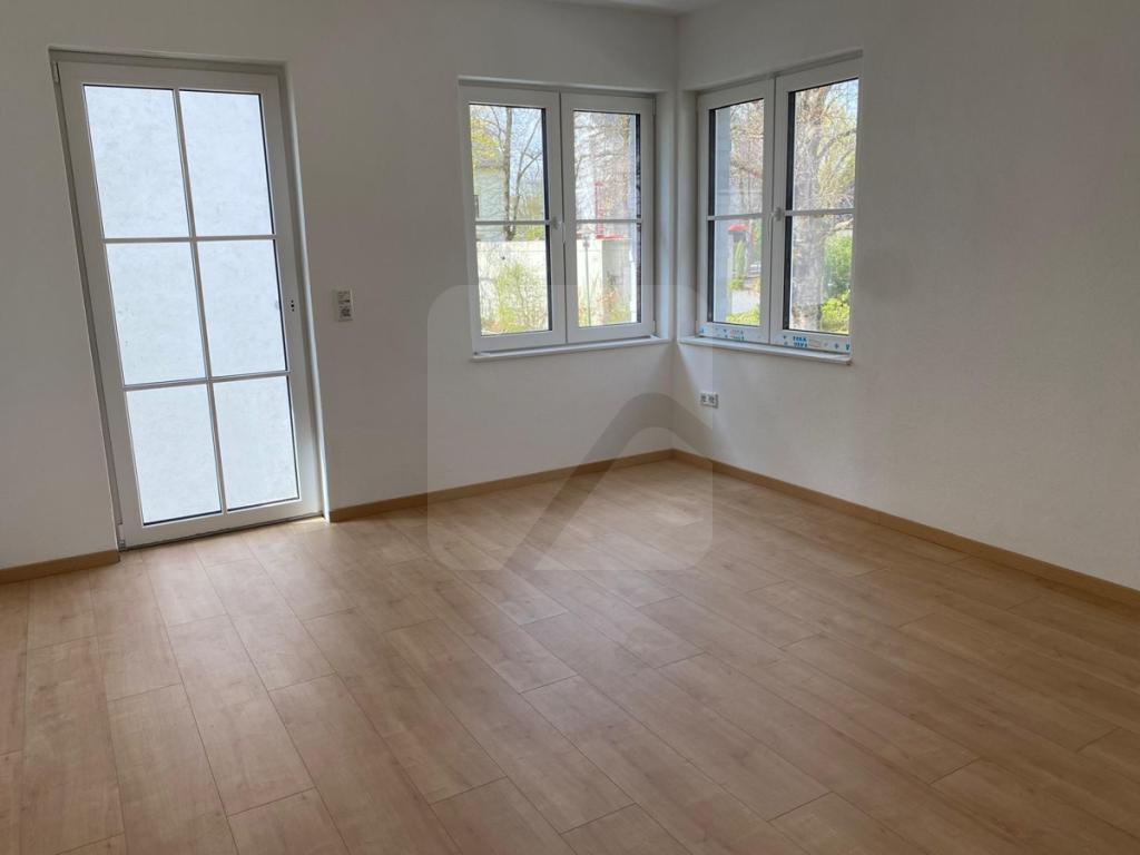 Lüdenscheid: Erstbezug nach Sanierung – Moderne 2-Zimmer-Wohnung im EG mit Balkon & Fußbodenheizung - Foto 1