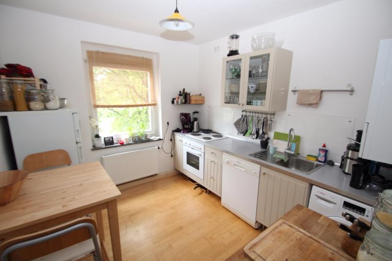 Hübsche 2-Zimmer-Wohnung mit Balkon in der Ebenauer Straße bezugsfrei - Photo 3