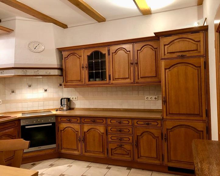 <h1 class="md:text-xl md:leading-6 mt-4 md:mt-10 lg:mb-6 mb-3 text-primary-500 font-semibold text-base leading-5"> Haus in Annahütte (Schipkau) </h1> - Foto 3