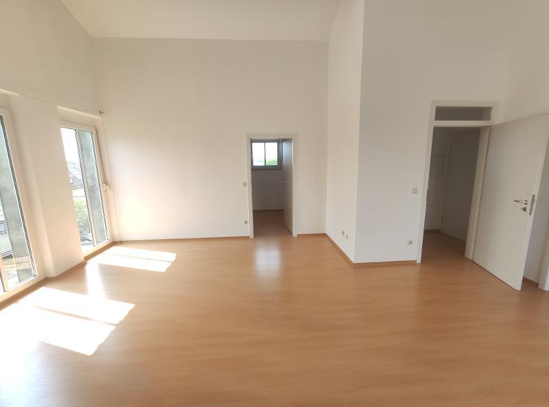 Wohn- /Esszimmer Bild 3