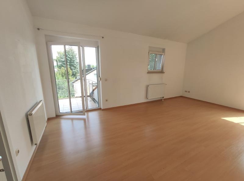 Wohn- /Esszimmer Bild 1