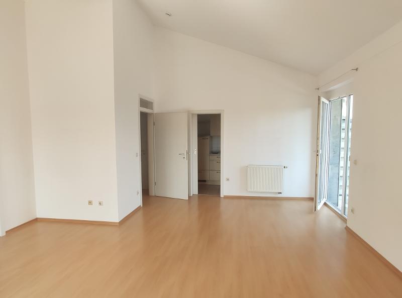 Wohn- /Esszimmer Bild 4