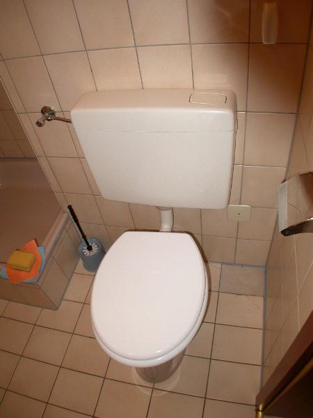 Bad mit Dusche Bild 2