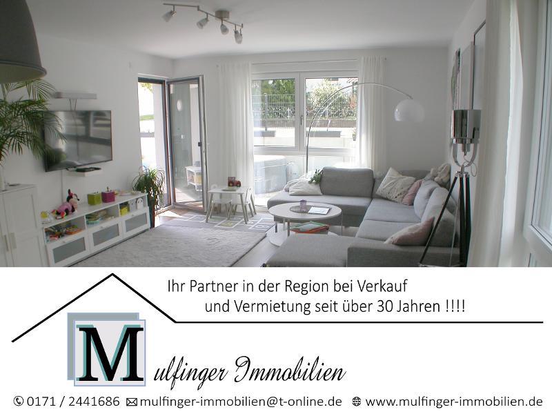 4 Zi. Erdgeschoss Wohnung mit Garten und 2 Stellplätzen - Photo 2