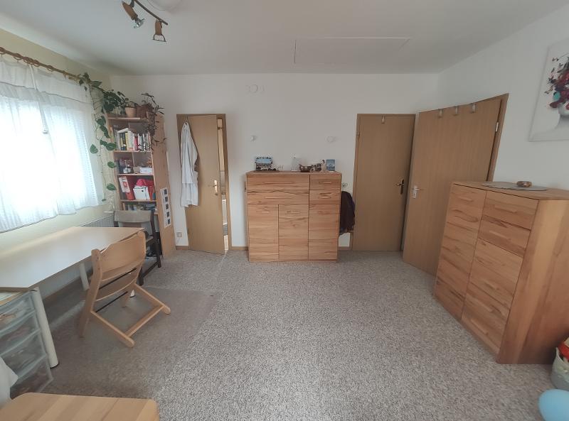 Wohn- /Schalfzimmer Bild 3