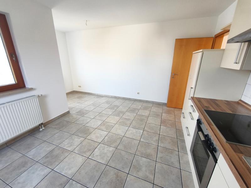 3 Zi. Wohnung im DG (1.OG) mit Balkon und Carport - Foto 3