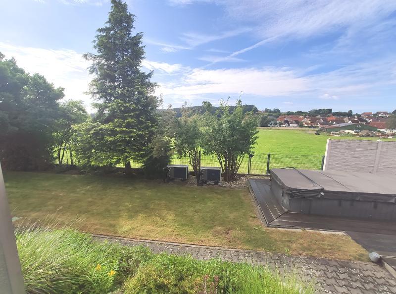 Garten mit Pool