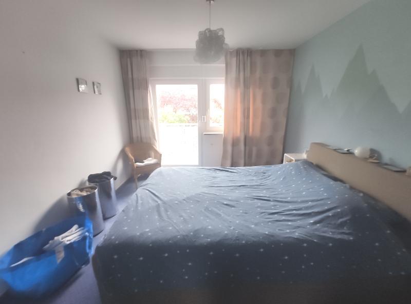 Elternschlafzimmer / Kind 2 mit Zugang zum Balkon Bild 2