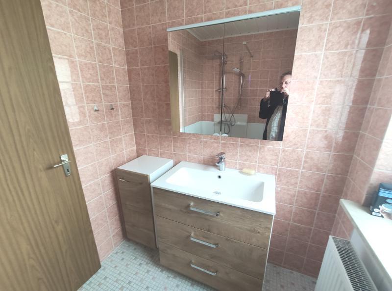 Bad mit Dusche Bild 3