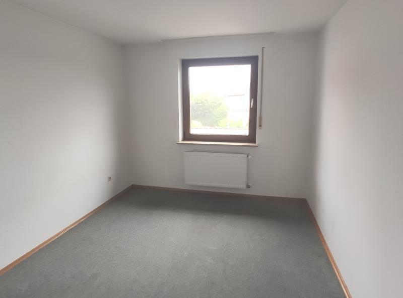 Kinder- /Arbeitszimmer Bild 1