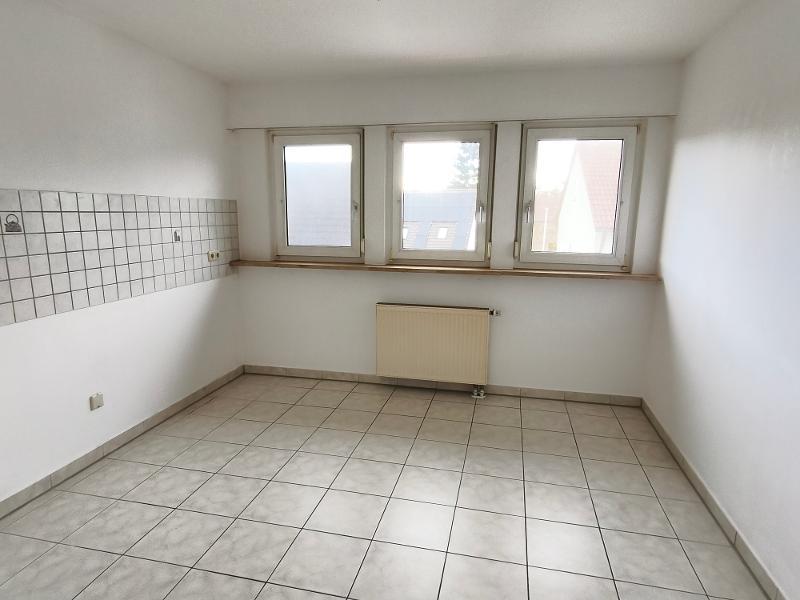3 Zi. Wohnung (Nr. 6) im DG (2. OG) mit Balkon und Garage - Foto 3