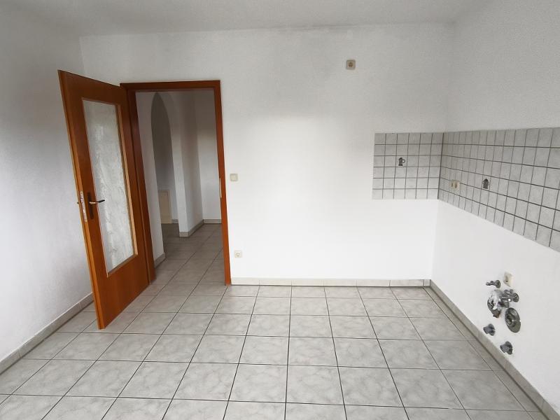 3 Zi. Wohnung (Nr. 6) im DG (2. OG) mit Balkon und Garage - Foto 5