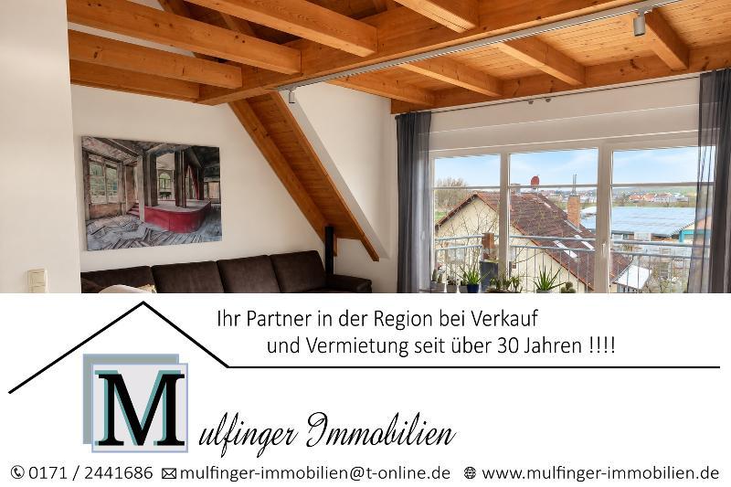 3 Zi. DG (2. OG) Wohnung mit 2 Bädern, Balkon und 2 Stellplätzen - Photo 3