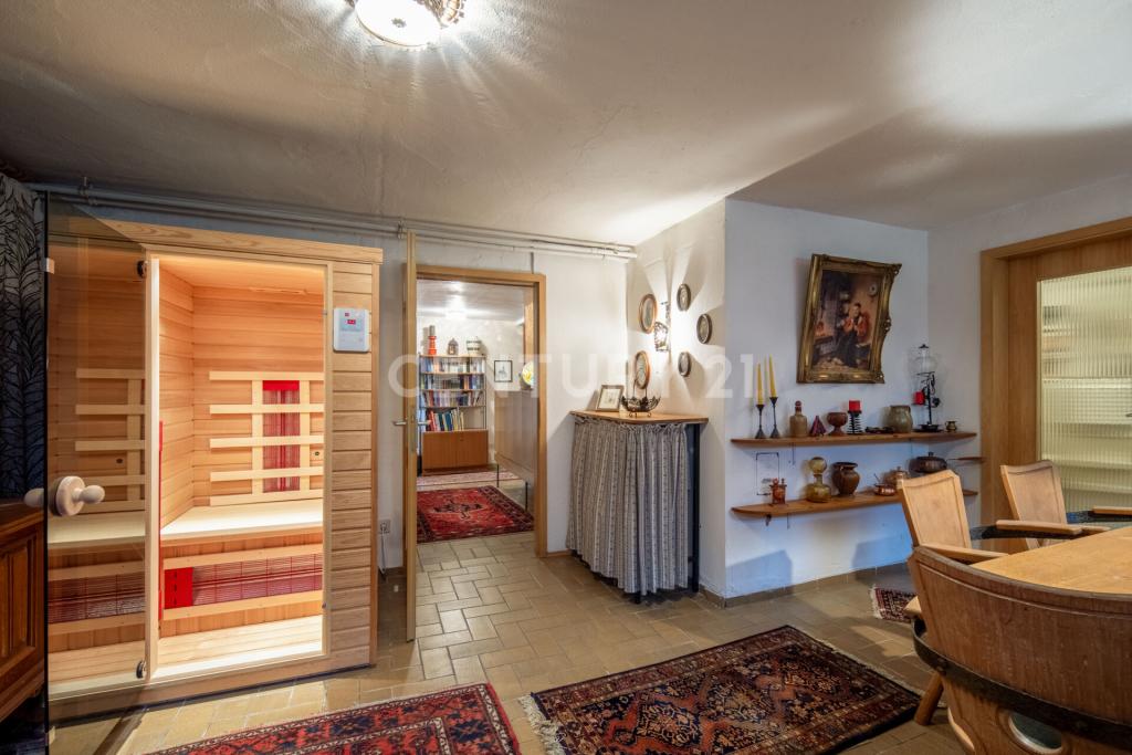 Nutzfläche Souterrain mit Infrarotsauna