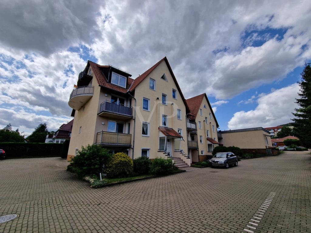 Ansicht Süden mit Stellplatzbereich