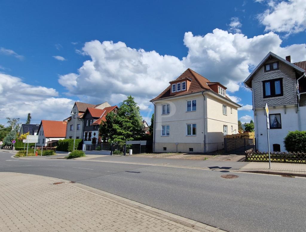 Straßenansicht