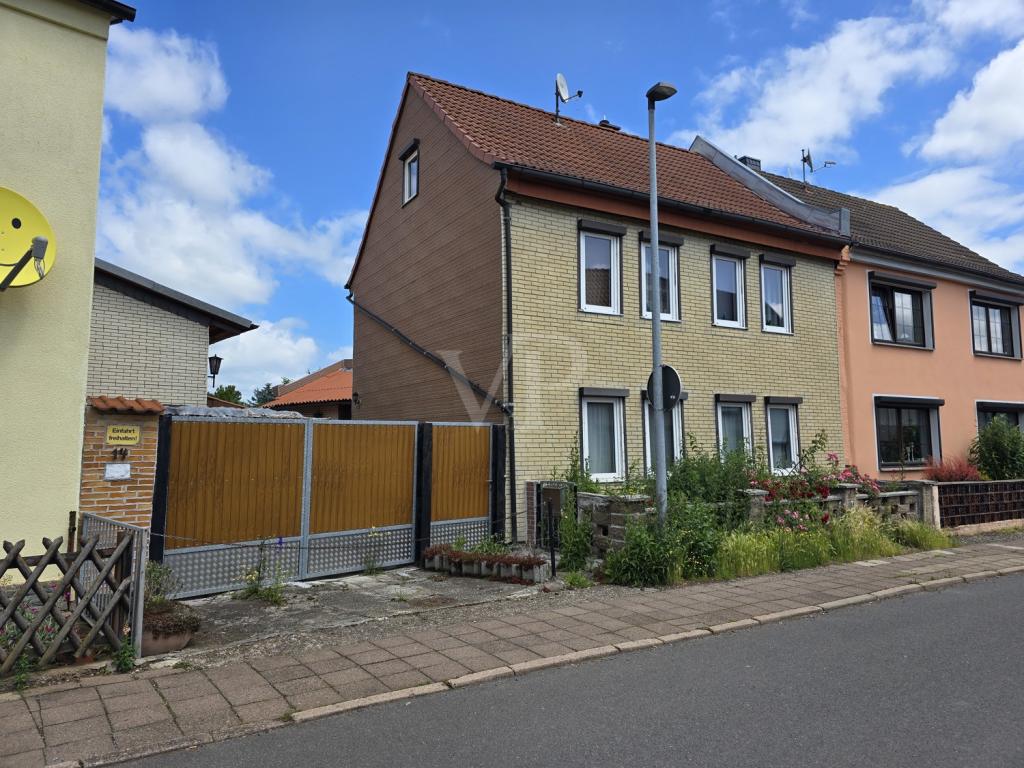 Straßenansicht