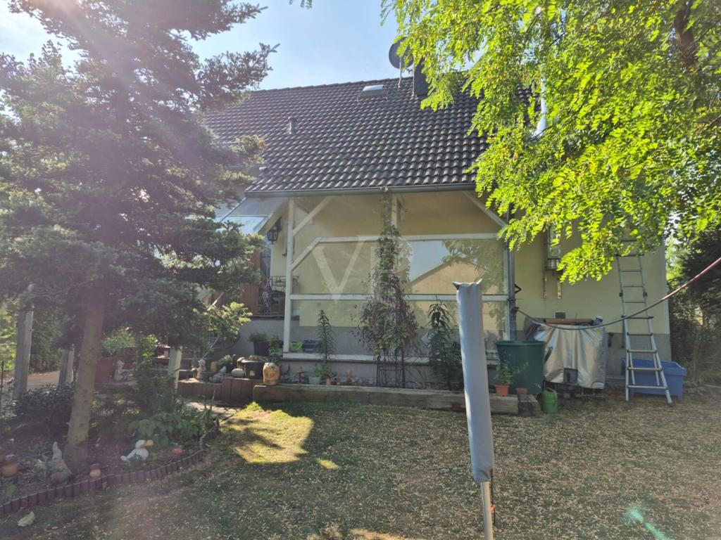 Ansicht Norden mit Gartenbereich