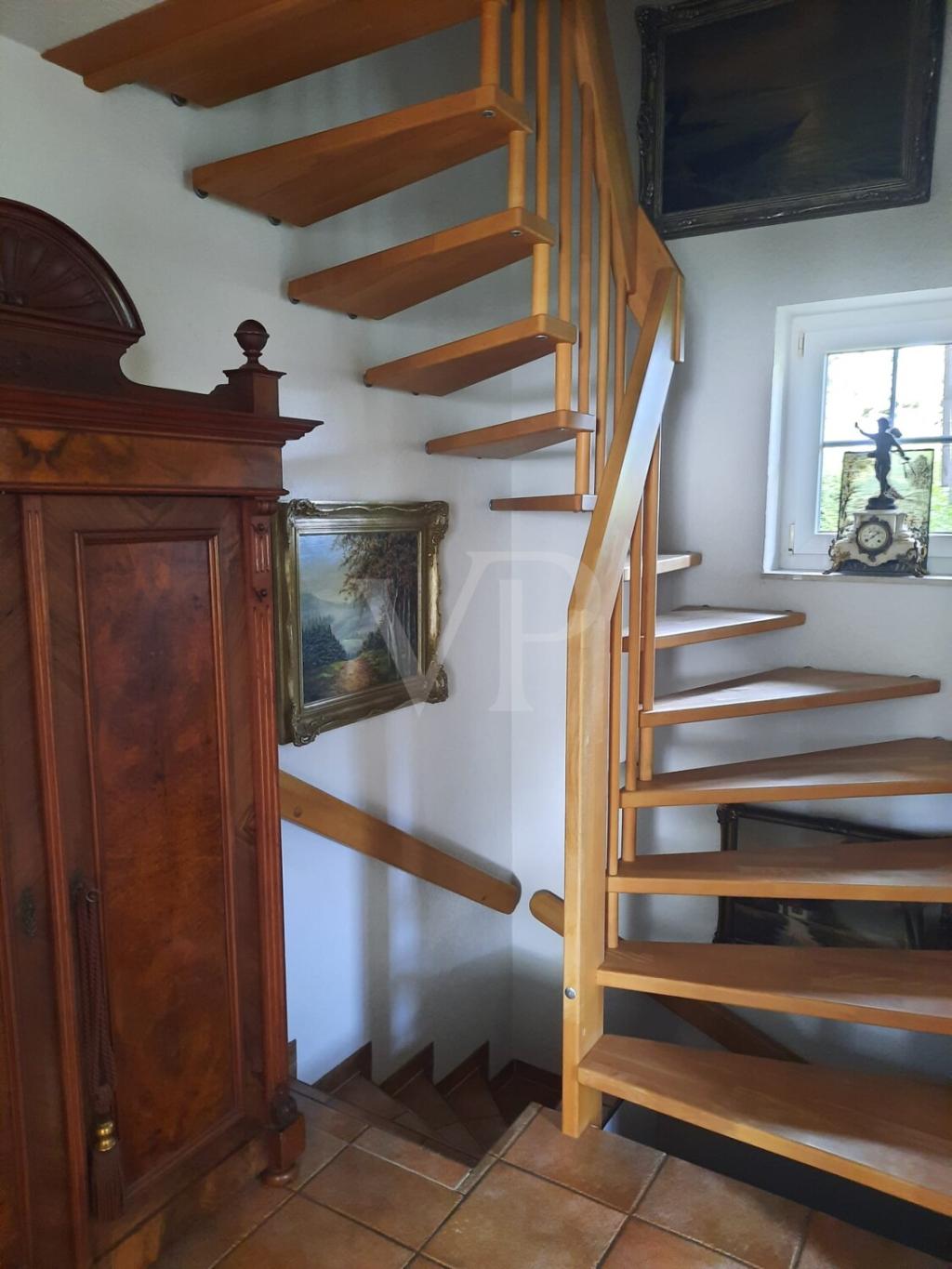 EG Treppenansicht mit Zugang KG