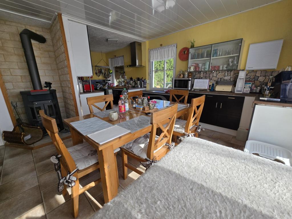 EG Küche mit Essbereich