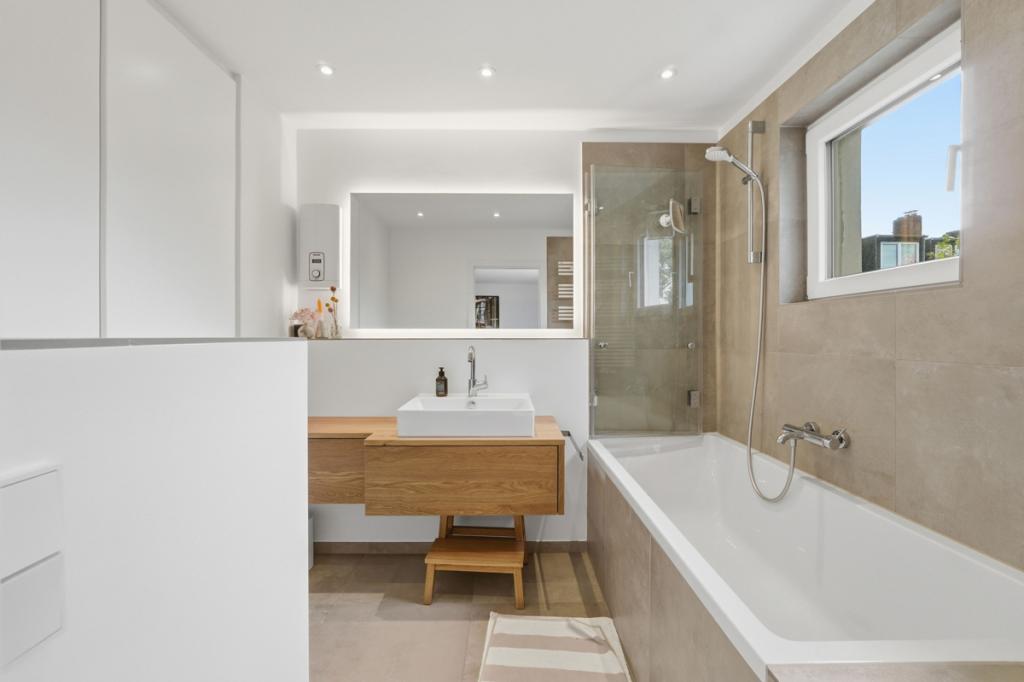 Moderne 4-Zimmer Wohnung mit Süd-Balkon und Loggia in Köln-Nippes - Foto 4