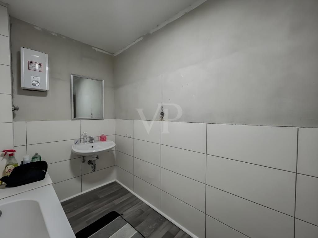 Lichtdurchflutetes Zuhause mit Raum für Ihre Wohnträume - Photo 3