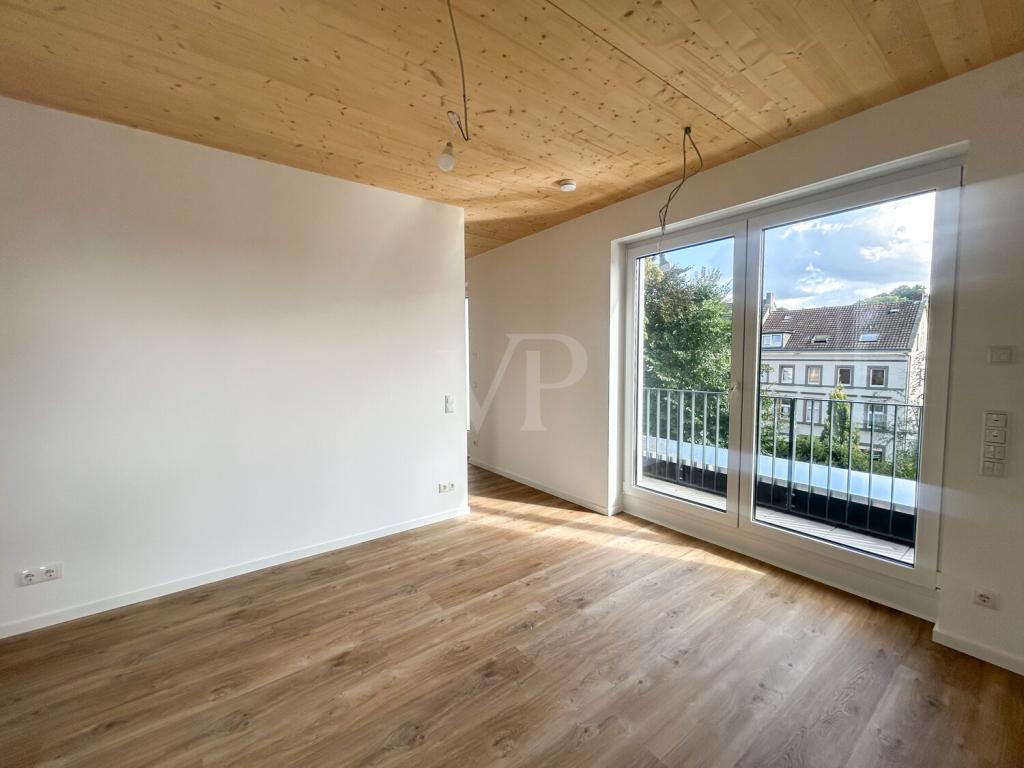 Lichtdurchflutetes Penthouse mit großzügiger Dachterrasse und Naturflair - Foto 5