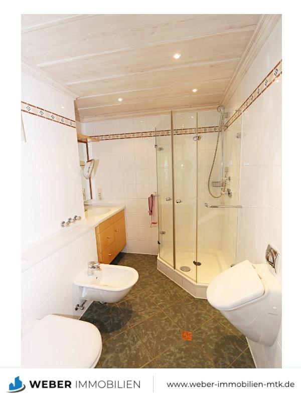 Badezimmer EG
