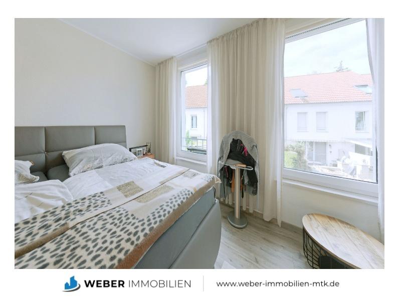 Schlafzimmer 1