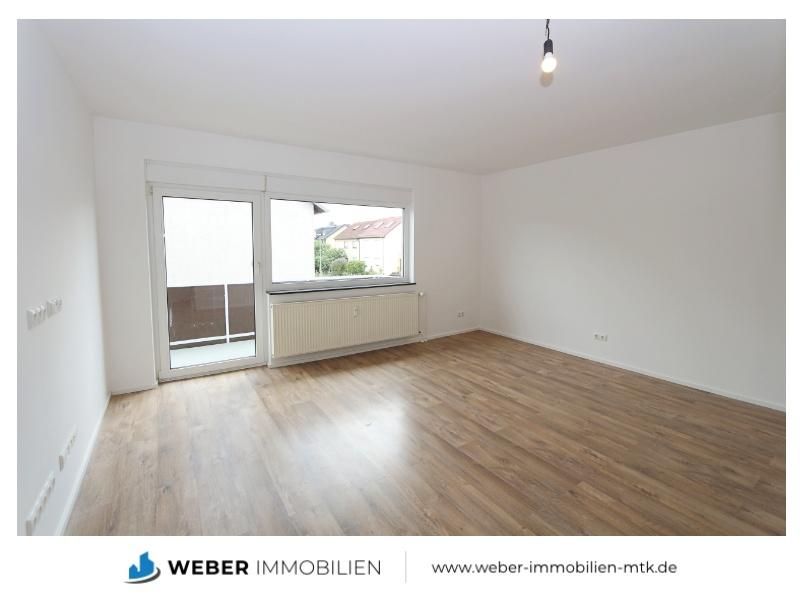 ++ 4 Zimmer + SONNEN-Balkon + Tageslichtbad + Einbauküche + 6 Familienhaus ++ - Foto 1