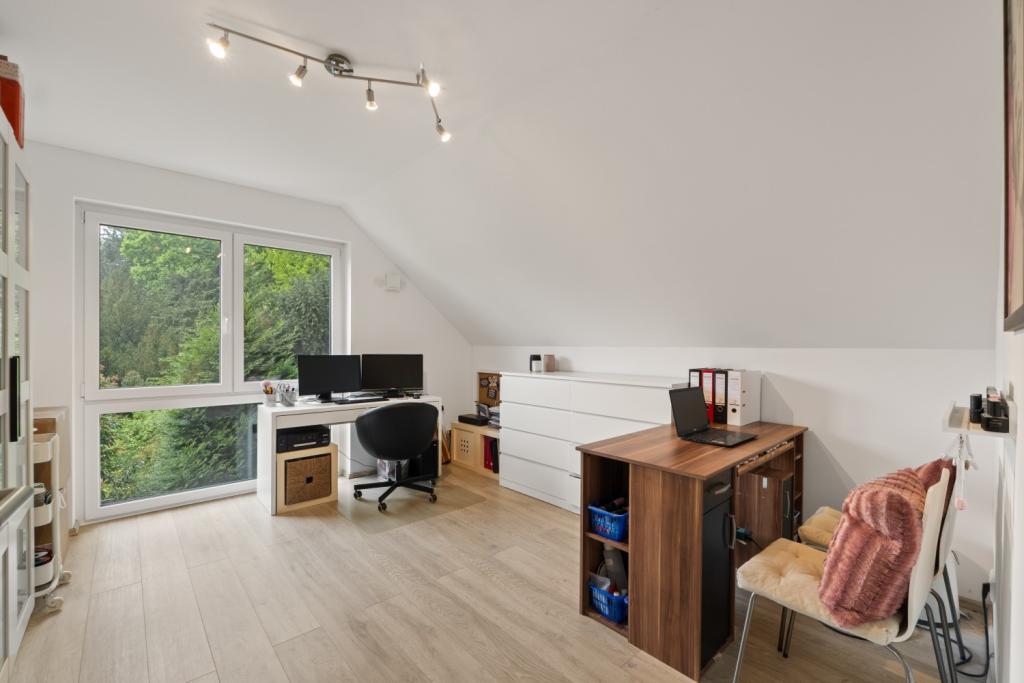 Arbeitszimmer DG