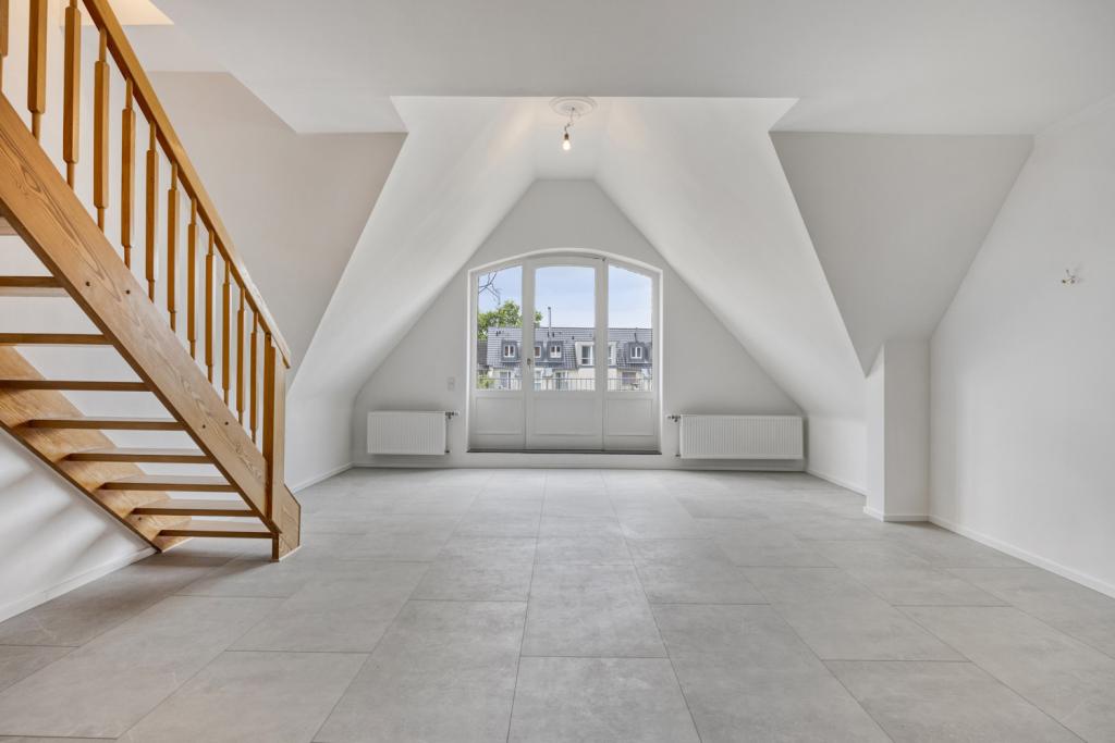 Wohnzimmer erste Ebene